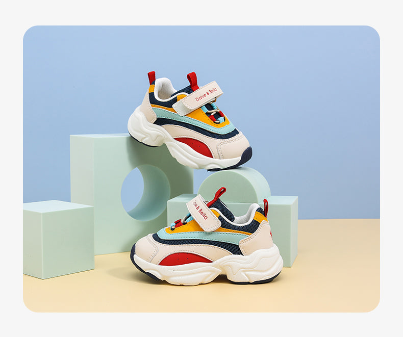 Western Style Sports Shoes